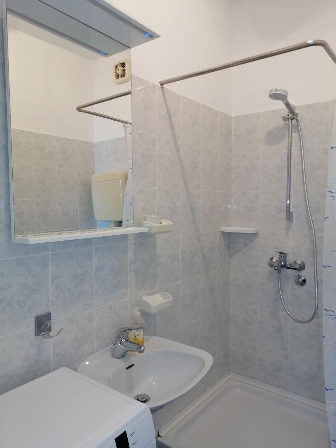 Apartmani Dubravko Putnikovic Exterior photo